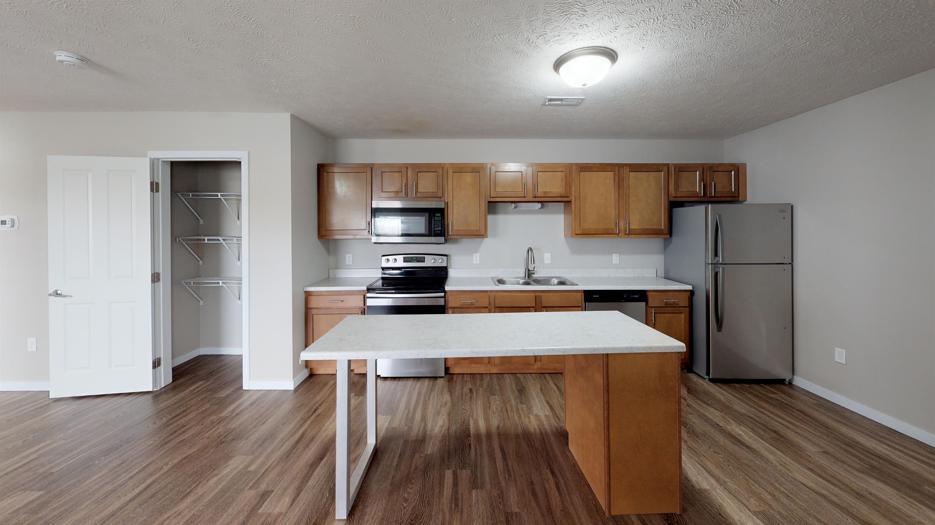 200 E. Hwy 34 - 3075