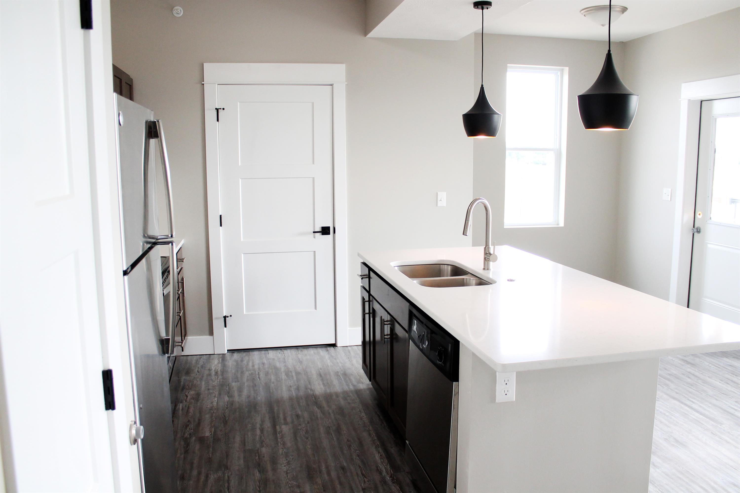 801 W. Cedar Street - 21