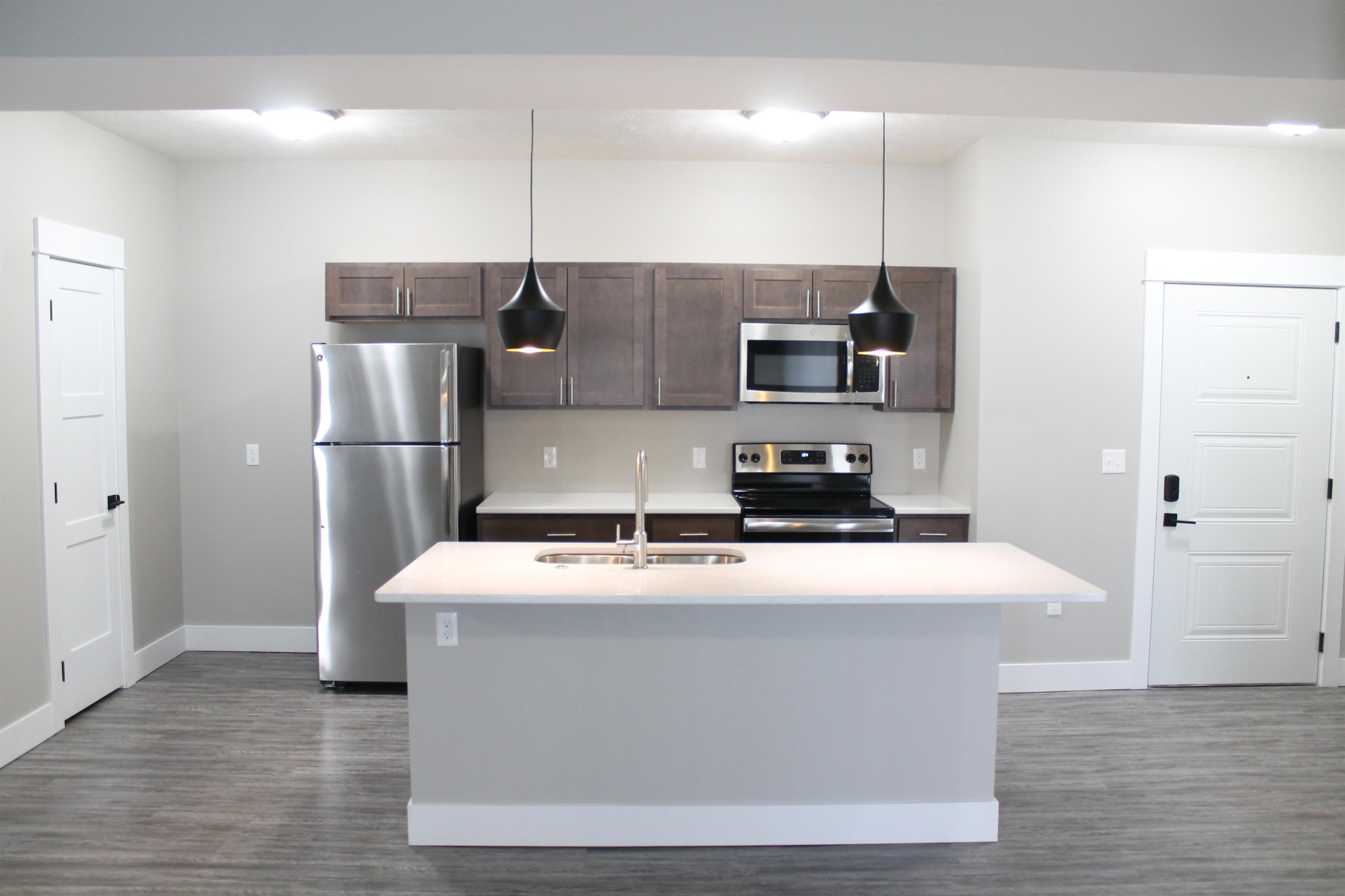 703 W. Cedar Street - 10